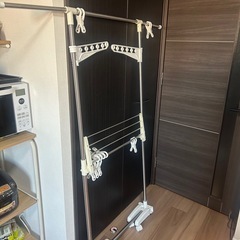 折りたたみ物干しスタンドの画像