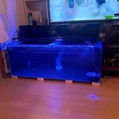 アクリル水槽セット120cmの画像