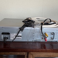 Panasonic NV-H2GK       VHSビデオデッキ【ジャンク扱い】の画像