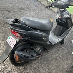 sym 125ccバイクの画像