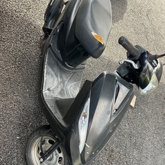 sym 125ccバイクの画像