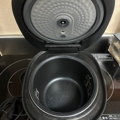 炊飯器の画像