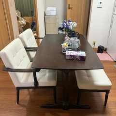 ダイニングセットの画像