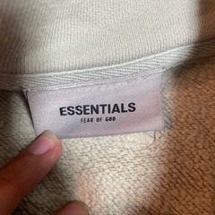 本日引き取り可能な方優先ESSENTIALNTIALSハーフジップ　　　　　　の画像
