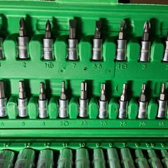 ソケットビットセット 40個以上 緑ケース、工具Ｎｏ．3の画像