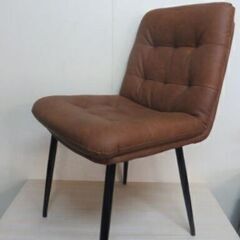 M⑥　未使用/新品　ダイニングチェア 　在庫2脚　１脚価格　 クッション座面 エイジング加工 食卓椅子 ダイニング チェアー シンプル モダン レザー調 レトロキャメルの画像