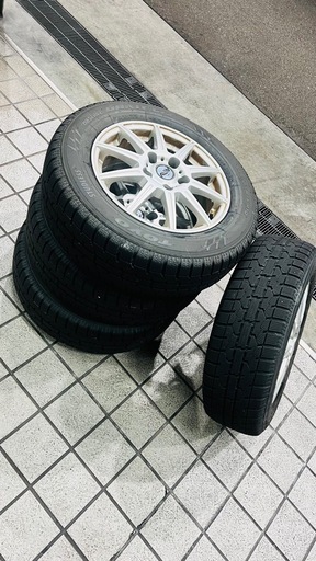 スタットレスタイヤホイル付き195/65R15