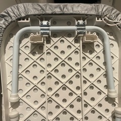 折りたたみアイロン台の画像