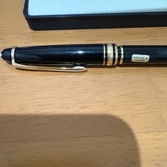 モンブランのボールペンの画像