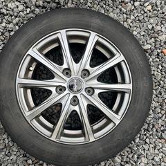 15インチタイヤホイールの画像