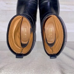 BARNEYS NEW YORK レザー ショートブーツ 23.5 cmの画像