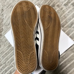 アディダス24.5スニーカーの画像