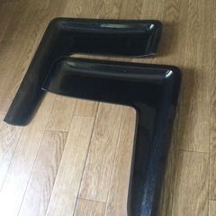 ハイエース200系　リアバイザー２枚組中古品の画像