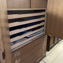 しっかりした大型和ダンス（鍵付き）早めに取りに来られる方優先の画像