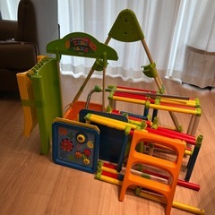 ジャングルジム　屋内使用の画像