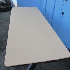 会議用テーブル　スタックテーブル　木目チーク　1500ｘ600ｘ720　プラス製の画像