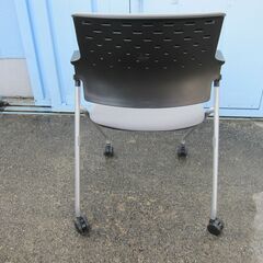 特価！　会議用チェア　2台セット　ライトグレー　ネスティングチェア　の画像