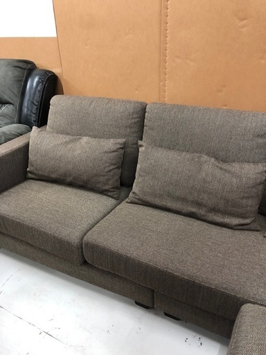 ?3人用カウチソファー?