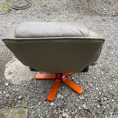 【無料】ハイバックチェア 回転式  本革調 の画像