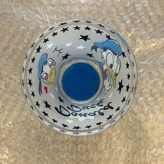 ドナルドダックのガラスコップの画像