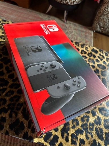 新品未使用！　Nintendo  Switch