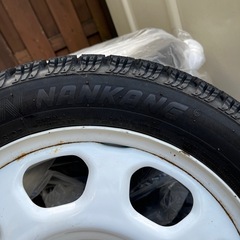 スズキハスラー用スタッドレスタイヤの画像