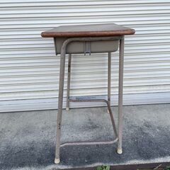 【那須町役場】昭和レトロ　廃校　小学校　インテリア　学習机【管理番号371】の画像