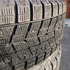 ヨコハマスタッドレスiG60　215／60R 17の画像