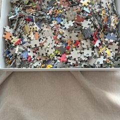 1000ピースパズル　ミニオン　パズルの画像