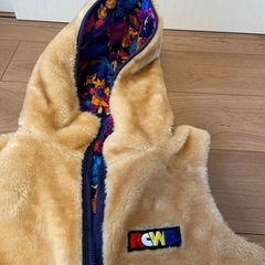 ロデオクラウンズ　リバーシブルベストの画像