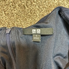 ユニクロ　Vネックオールインワン　フォーマル　入園式　卒園式　お宮参りの画像