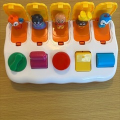 アンパンマン　ひらいてぴょこん　おもちゃの画像