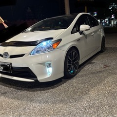 30プリウス フル後期使用 希少サンルーフ付き ハイブリッ…