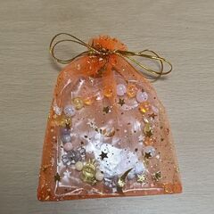 カラフルビーズブレスレットの画像