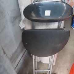 折りたたみテーブル、美品、天板７３ｘ５０、椅子２個付き、３点セットの画像