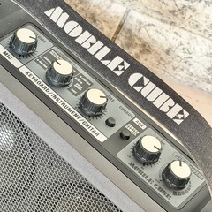 Roland「モバイルキューブ」コンパクトステレオアンプの画像