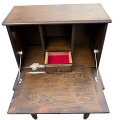 木製　収納、化粧台テーブルの画像