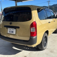 ★バッテリー新品交換済★  トヨタ プロボックスバン DXコンフォートパッケージ ベージュ全塗装 × リフトアップ × MUDSTARタイヤの人気カスタム仕様！ 街乗り〜アウトドアまで幅広く使える一台です。の画像