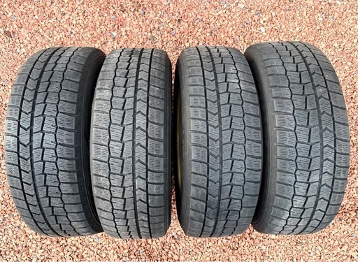 スタッドレスタイヤ＆ホイール　195/65R15　15インチ　純正プリウスアルミホイール & スタッドレスタイヤ　4本　カローラツーリングにも