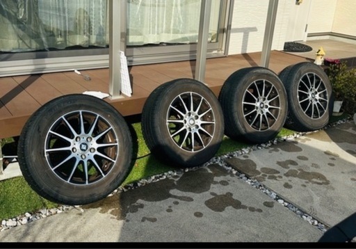 ヴォクシー  ノーア用 スタッドレス    4本セット   205/65R16