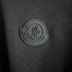 モンクレール MONCLER パーカーの画像