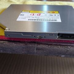 ④Panasonic BDXL対応 9.5mm厚　ウルトラスリムBDR　の画像