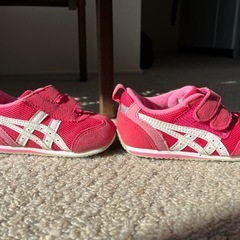 アシックスasics すくすく2本ベルト13.5cm ピンク　ベビースニーカーの画像