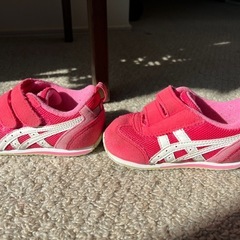 アシックスasics すくすく2本ベルト13.5cm ピンク　ベビースニーカーの画像