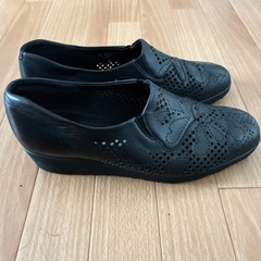 Mig-Ra-I ミライ ウェッジヒール パンプス スリッポン 23㎝の画像