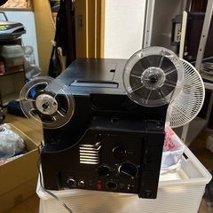 8mmフィルム映写機 の画像
