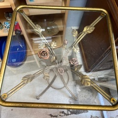 ヴィンテージ  クラシカル　ガラス　テーブル　薔薇　ロココの画像