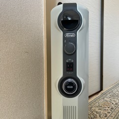 【お譲り先決まりました】デロンギ オイルヒーターの画像