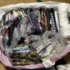 布、ハギレ　大量の画像