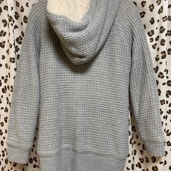 ロデオクラウンズ　パーカー　モコモコ　グレーの画像